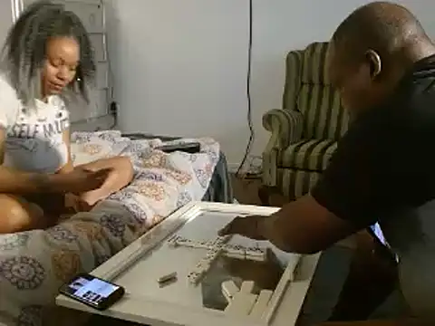 Snapshot of realninafame chatting on 12.03.25 realninafame online show from 12.03.25