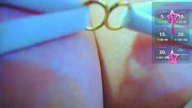 Snapshot of natahottt chatting on 02.04.25 natahottt online show from 02.04.25