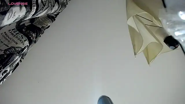 Snapshot of natahottt chatting on 02.14.25 natahottt online show from 02.14.25