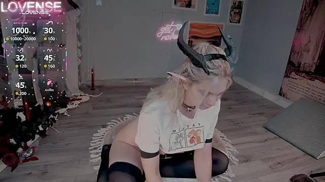 Careful i bite online show from 10.27.25