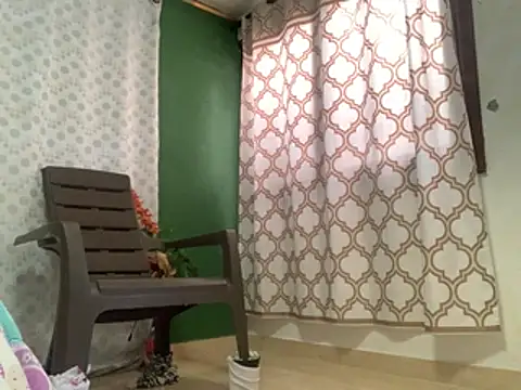 Estefani 32 online show from 02.05.26