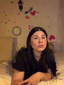 Estefani 32 online show from 04.01.26