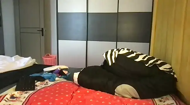 choco petite online show from 03.14.25