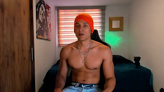 Liam V online show from 01.30.25