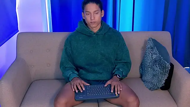 Liam V online show from 10.04.25