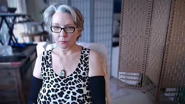 petradaniels online show from 02.20.26