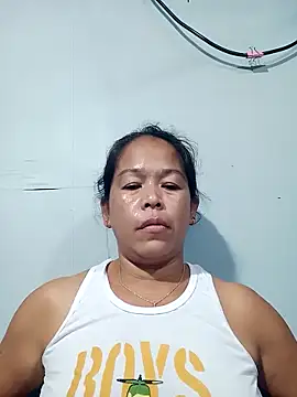 Snapshot of yummytitsxxx168 chatting on 02.13.26 yummytitsxxx168 online show from 02.13.26