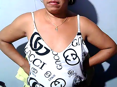 Snapshot of yummytitsxxx168 chatting on 02.22.26 yummytitsxxx168 online show from 02.22.26