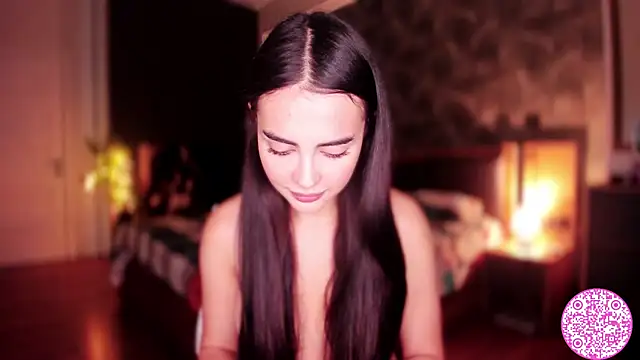 Snapshot of Lil_Gabby chatting on 12.04.24 Lil Gabby online show from 12.04.24