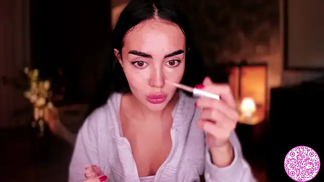 Snapshot of Lil_Gabby chatting on 12.12.24 Lil Gabby online show from 12.12.24