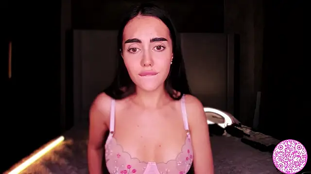 Snapshot of Lil_Gabby chatting on 01.23.25 Lil Gabby online show from 01.23.25