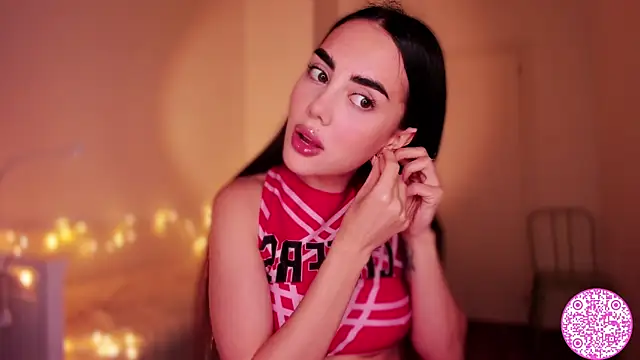 Snapshot of Lil_Gabby chatting on 02.26.25 Lil Gabby online show from 02.26.25