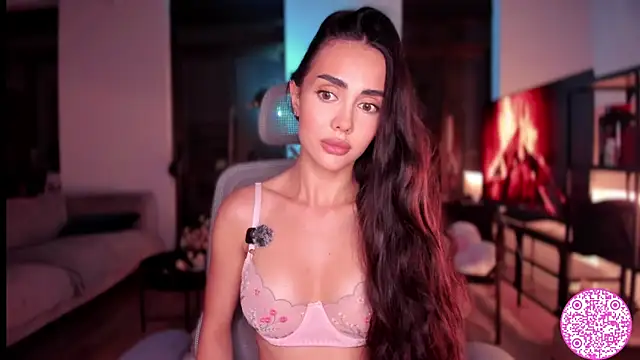 Snapshot of Lil_Gabby chatting on 09.17.25 Lil Gabby online show from 09.17.25