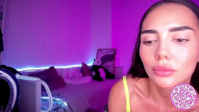 Snapshot of Lil_Gabby chatting on 10.02.25 Lil Gabby online show from 10.02.25