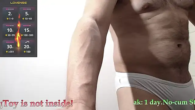 Snapshot of hxmisterh chatting on 03.23.25 hxmisterh online show from 03.23.25