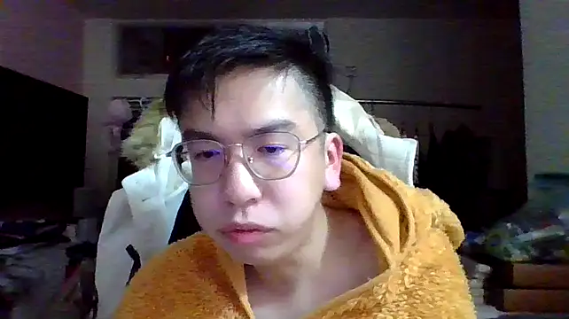 Snapshot of charlie_xdd chatting on 01.17.25 charlie xdd online show from 01.17.25
