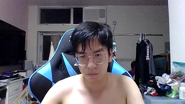 Snapshot of charlie_xdd chatting on 03.13.25 charlie xdd online show from 03.13.25