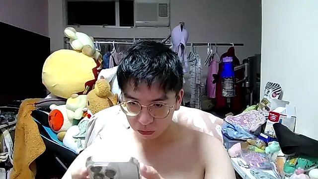 Snapshot of charlie_xdd chatting on 02.23.26 charlie xdd online show from 02.23.26
