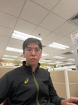 Snapshot of charlie_xdd chatting on 03.12.26 charlie xdd online show from 03.12.26