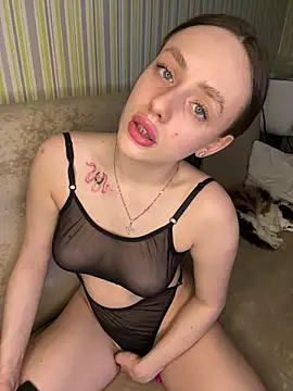 Snapshot of Lisaaan chatting on 03.16.25 Lisaaan online show from 03.16.25