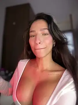 DulceLenns online show from 12.21.25