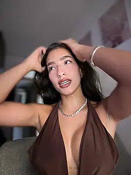 DulceLenns online show from 04.14.26