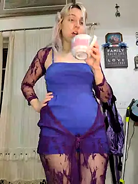 ScarletCallings420 online show from 01.01.25