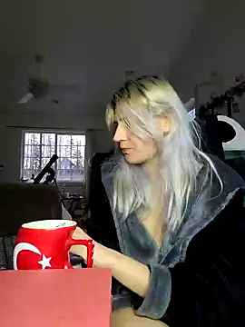 ScarletCallings420 online show from 01.24.25