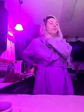 ScarletCallings420 online show from 02.22.25