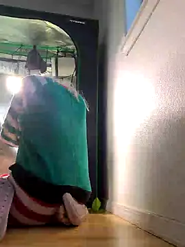 ScarletCallings420 online show from 02.25.25