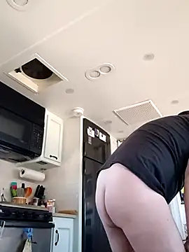 EZYves online show from 02.22.26