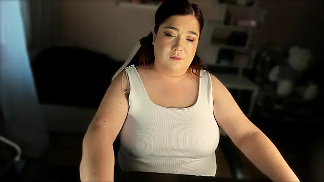 Vi-Vixen online show from 11.16.25