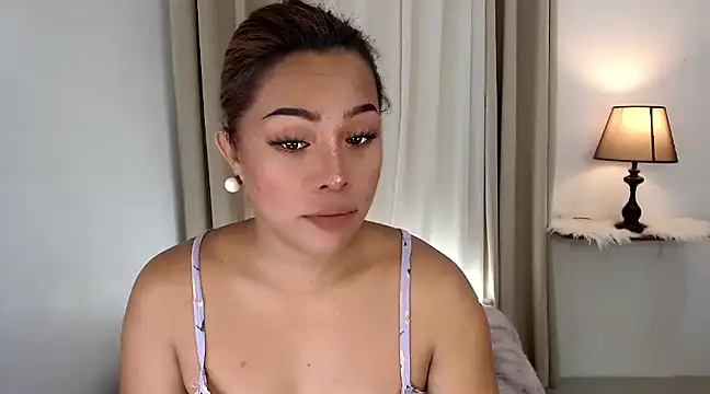 DreamLADYBOY online show from 01.22.25