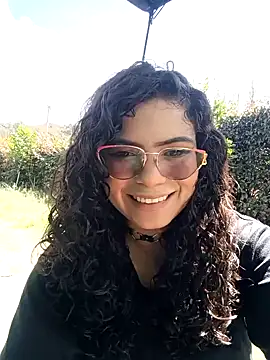 Snapshot of Simone_Miller chatting on 02.01.25 Simone Miller online show from 02.01.25