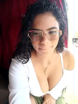 Snapshot of Simone_Miller chatting on 02.07.25 Simone Miller online show from 02.07.25