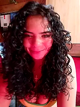 Snapshot of Simone_Miller chatting on 03.07.25 Simone Miller online show from 03.07.25