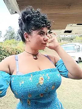 Snapshot of Simone_Miller chatting on 09.08.25 Simone Miller online show from 09.08.25