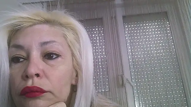 EvaaMina online show from 12.28.24