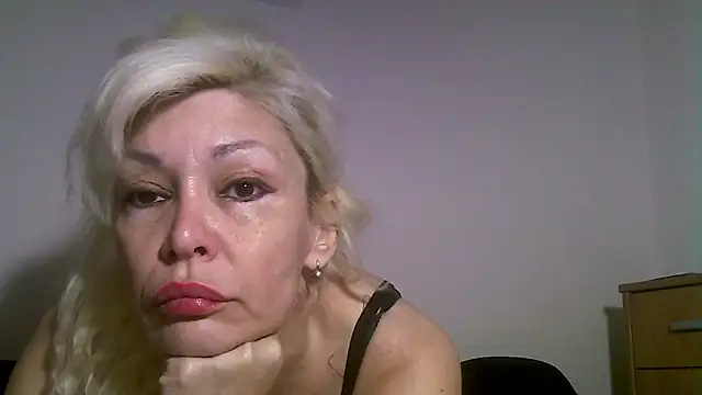 EvaaMina online show from 04.24.26