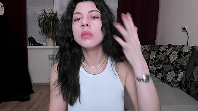 MolagAnna online show from 02.07.25