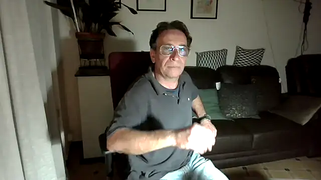 HETEREOMAN online show from 10.18.25