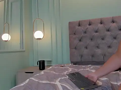 kathe hot online show from 01.30.25