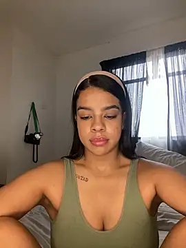 trianawhite online show from 02.27.26