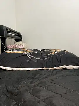 isabella1994 online show from 04.29.26