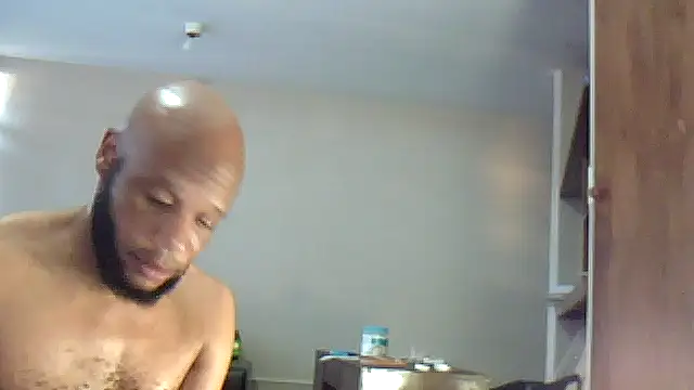 Snapshot of eatxaxa chatting on 11.13.25 eatxaxa online show from 11.13.25