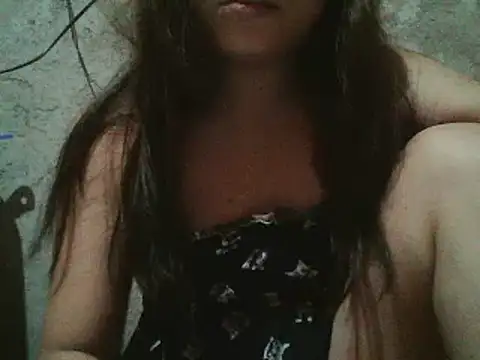 Snapshot of Beatrice143 chatting on 12.21.24 Beatrice143 online show from 12.21.24