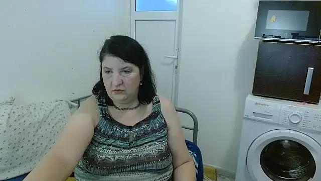 RidemerafSuzana online show from 03.14.25