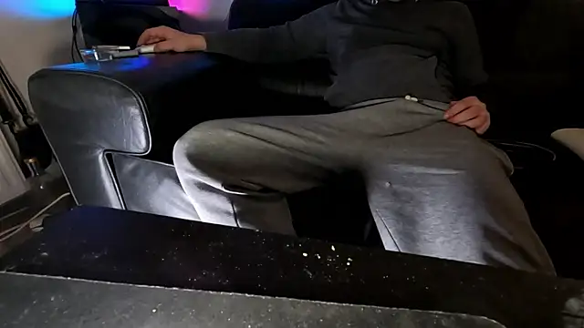 Lucas1andOnly4Girl online show from 01.06.25