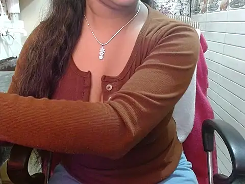 LovingPihu online show from 01.09.26