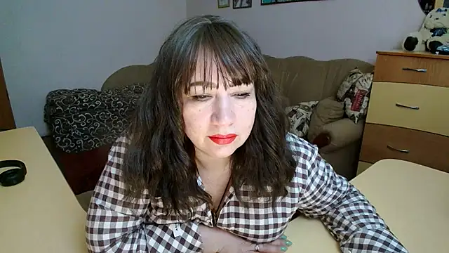 Lucretia Goldi  online show from 03.09.26